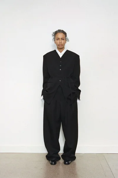 Look 3
